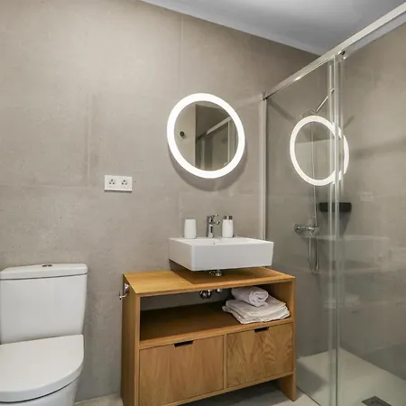 Apartment Agaete 2br Coastal Retreat